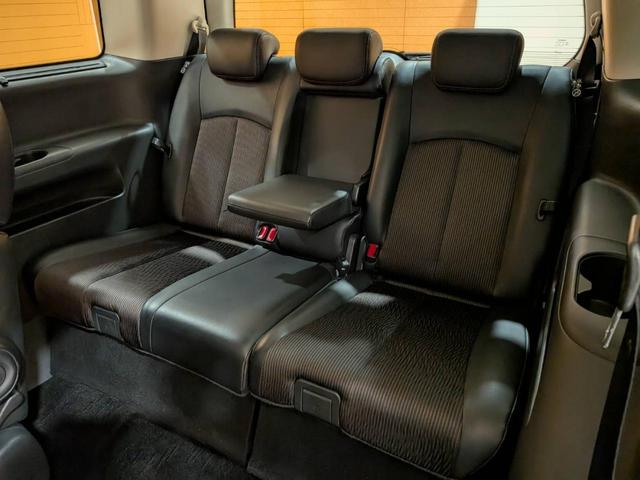 エルグランド 250ハイウェイスター フリップダウンモニター/黒ハーフレザーシート/両側電動スライドドア/クルーズコントロール/ETC/純正ナビ/地デジ/Bluetooth/バックカメラ/HIDオートライト/純正18AW(36枚目)