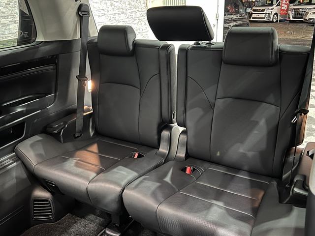 アルファード ２．５Ｓ　Ｃパッケージ　後期／４ＷＤ／フリップダウンモニター／合皮電動メモリーシート／シートベンチレーション／３眼ＬＥＤ／トヨタセーフティセンス／デジタルインナーミラー／ＢＳＭ／ＲＣＴＡ／純正ナビ／バックカメラ／純正ＡＷ（43枚目）