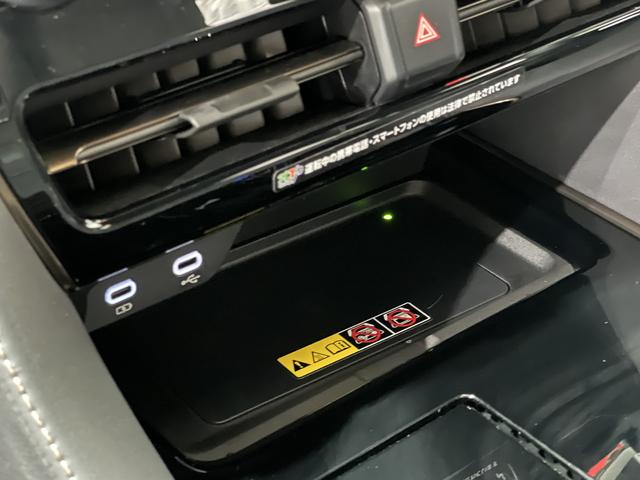 アルファードハイブリッド Ｚ　４ＷＤ／左右独立ムーンルーフ／フリップダウンモニター／トヨタチームメイト／合皮電動シート／シートベンチレーション／３眼ＬＥＤ／トヨタセーフティセンス／デジタルインナーミラー／パノラミックビューモニター（32枚目）