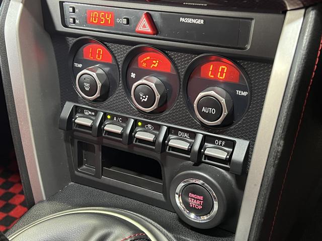 ８６ ＧＴリミテッド　ＡＤＶＡＮＲａｃｉｎｇ　ＧＴ１８ＡＷ／社外フルエアロ／ＴＯＭｓテールランプ／クスコタワーバー／ＨＫＳエアクリ＆マフラー／ＴＥＩＮ車高調／半革シート／シートヒーター／カロッツェリアナビ（31枚目）