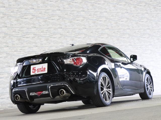 ８６ ＧＴ　ＴＲＤリアスポイラー／純正リアバンパーガーニッシュ／ＶＳＣスポーツモード／パドルシフト／スマートキー／ＥＴＣ／純正ナビ／Ｂｌｕｅｔｏｏｔｈ／バックカメラ／ＨＩＤオートライト／純正ＡＷ（7枚目）
