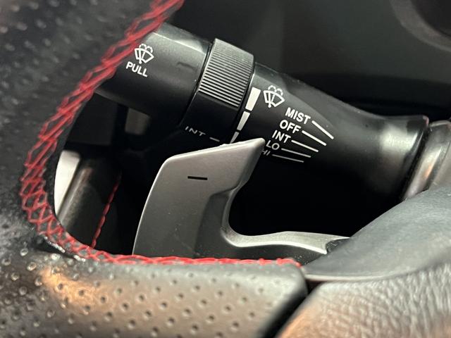 ８６ ＧＴ　ＴＲＤリアスポイラー／純正リアバンパーガーニッシュ／ＶＳＣスポーツモード／パドルシフト／スマートキー／ＥＴＣ／純正ナビ／Ｂｌｕｅｔｏｏｔｈ／バックカメラ／ＨＩＤオートライト／純正ＡＷ（24枚目）
