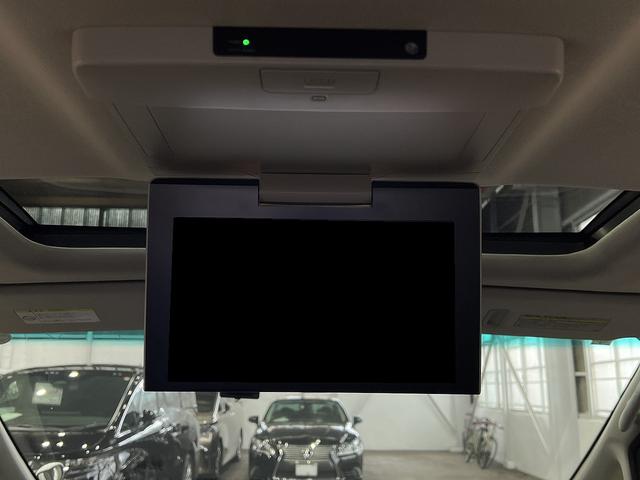 ヴェルファイア 2.4Z ゴールデンアイズ 後期/フリップダウンモニター/クルーズコントロール/両側電動スライドドア/電動リヤゲート/クリアランスソナー/半革シート/ETC/HIDオートライト/純正AW(7枚目)