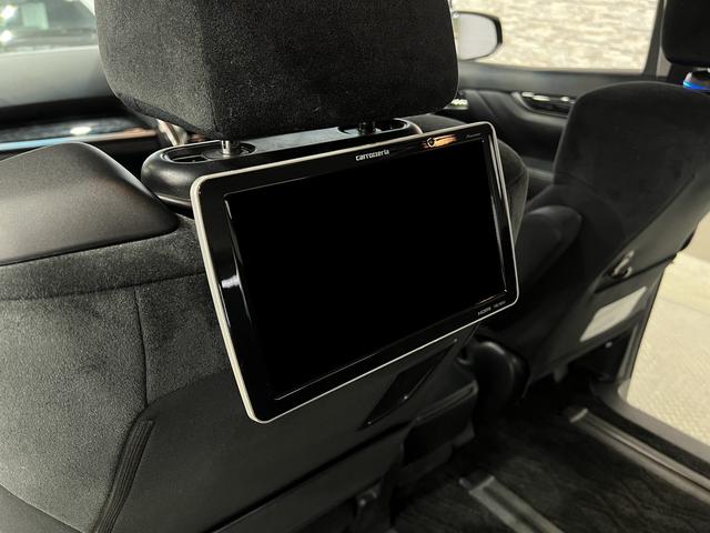 ヴェルファイア ２．５Ｚ　Ａエディション　後期／１オーナー／Ｗサンルーフ／後席モニター／トヨタセーフティセンス／スーパーロングスライド／レーダークルコン／クリアランスソナー／レーンアシスト／オートハイビーム／純正ナビ／バックカメラ／純正ＡＷ（8枚目）