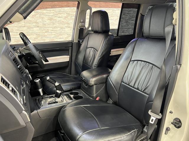 パジェロ ロング GR 4WD/ルーフレール/アルパインツィーター/ディーゼル/シートヒーター/ETC/横滑り防止装置/ヘッドランプウォッシャー/カロッツェリアディスプレイオーディオ/バックカメラ/LEDオートライト(35枚目)
