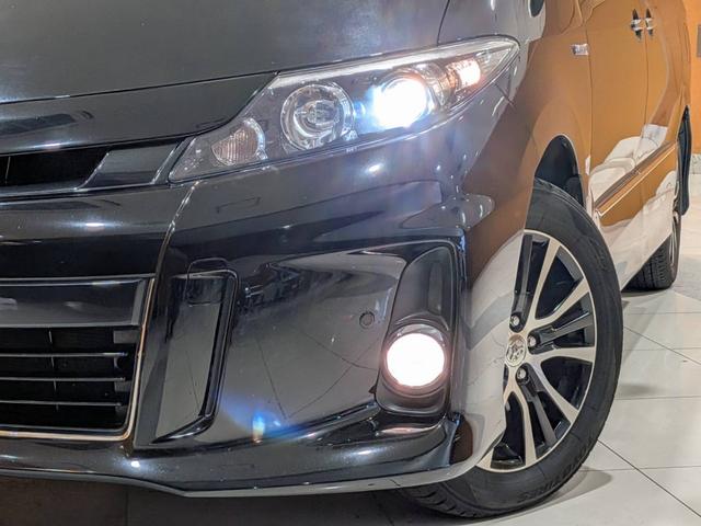 エスティマハイブリッド アエラス レザーパッケージ 4WD/フリップダウンモニター/黒本革電動シート/シートヒーター/両側電動スライドドア/クルーズコントロール/クリアランスソナー/パワーバックドア/100V電源/パノラミックビューモニター/純正ナビ(17枚目)