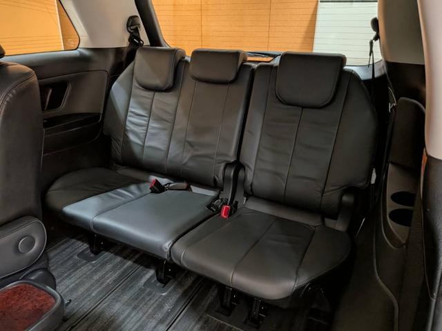 エスティマハイブリッド アエラス レザーパッケージ 4WD/フリップダウンモニター/黒本革電動シート/シートヒーター/両側電動スライドドア/クルーズコントロール/クリアランスソナー/パワーバックドア/100V電源/パノラミックビューモニター/純正ナビ(46枚目)