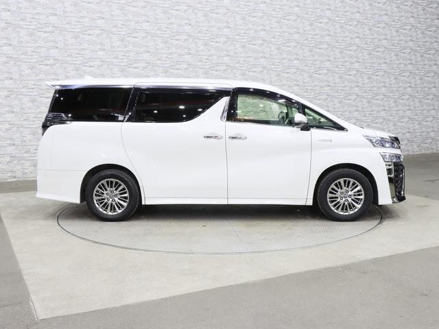 ヴェルファイアハイブリッド ZR Gエディション 後期/4WD/JBLサウンド/黒本革電動メモリーシート/シートベンチレーション/トヨタセーフティセンス/デジタルインナーミラー/レーダークルコン/パーキングアシスト/純正ナビ/バックカメラ/純正AW(13枚目)