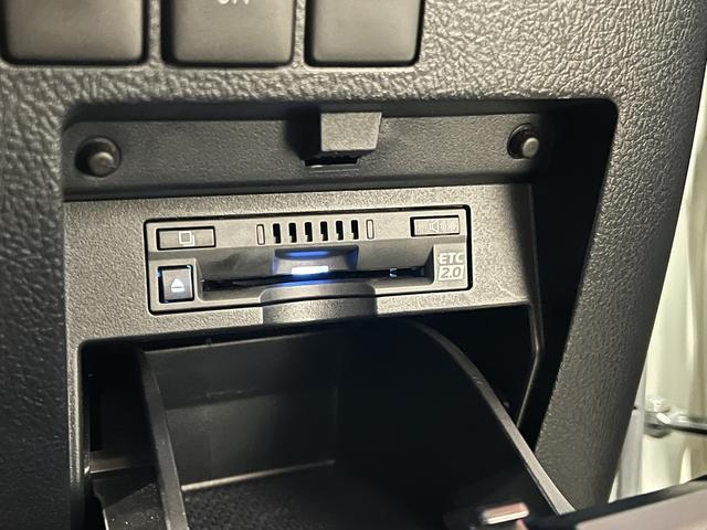 ヴェルファイアハイブリッド ZR Gエディション 後期/4WD/JBLサウンド/黒本革電動メモリーシート/シートベンチレーション/トヨタセーフティセンス/デジタルインナーミラー/レーダークルコン/パーキングアシスト/純正ナビ/バックカメラ/純正AW(28枚目)