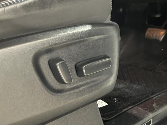 ヴェルファイアハイブリッド ZR Gエディション 後期/4WD/JBLサウンド/黒本革電動メモリーシート/シートベンチレーション/トヨタセーフティセンス/デジタルインナーミラー/レーダークルコン/パーキングアシスト/純正ナビ/バックカメラ/純正AW(32枚目)
