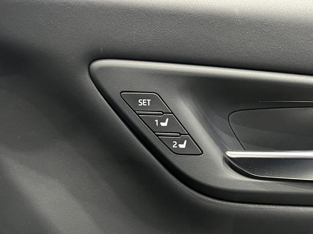 クラウンハイブリッド RSアドバンス 黒本革電動メモリーシート/スパッタリングAW/シートベンチレーション/3眼LED/HUD/トヨタセーフティセンス/レーダークルコン/BSM/RCTA/100V電源/純正ナビ/バックカメラ(29枚目)