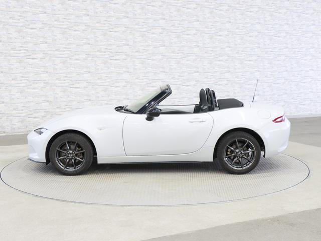 ロードスター S 6速MT/スマートキー/ETC/横滑り防止装置/ヒルローンチアシスト/純正オーディオ/ミュージックプレイヤー接続可/LEDヘッドライト/純正AW(12枚目)