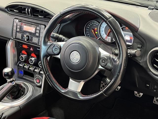 86 GT 後期アプライドE型//6速MT/フジツボマフラー/アルパインデジタルインナーミラー/クルーズコントロール/Trackモード/スマートキー/ETC/純正オーディオ/純正AW/記録簿有(24枚目)