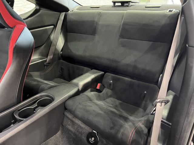 86 GT 後期アプライドE型//6速MT/フジツボマフラー/アルパインデジタルインナーミラー/クルーズコントロール/Trackモード/スマートキー/ETC/純正オーディオ/純正AW/記録簿有(36枚目)