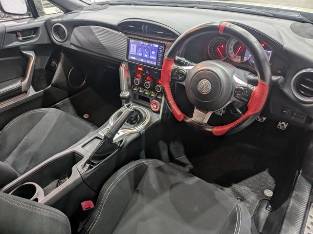 86 GT 後期/6速MT/TEIN車高調/Valentiテールランプ/クルコン/TRACKスイッチ/スマートキー/ETC/横滑り防止装置/純正ナビ/Bluetooth/バックカメラ/LEDオートライト(23枚目)
