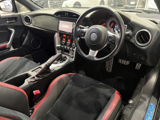 86 GTリミテッド 後期/半革シート/シートヒーター/クルーズコントロール/TRACKスイッチ/ETC/純正ナビ/Bluetooth/バックカメラ/地デジ/LEDオートライト/純正AW(24枚目)
