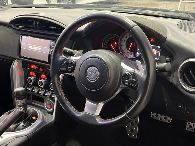 86 GTリミテッド 後期/半革シート/シートヒーター/クルーズコントロール/TRACKスイッチ/ETC/純正ナビ/Bluetooth/バックカメラ/地デジ/LEDオートライト/純正AW(25枚目)