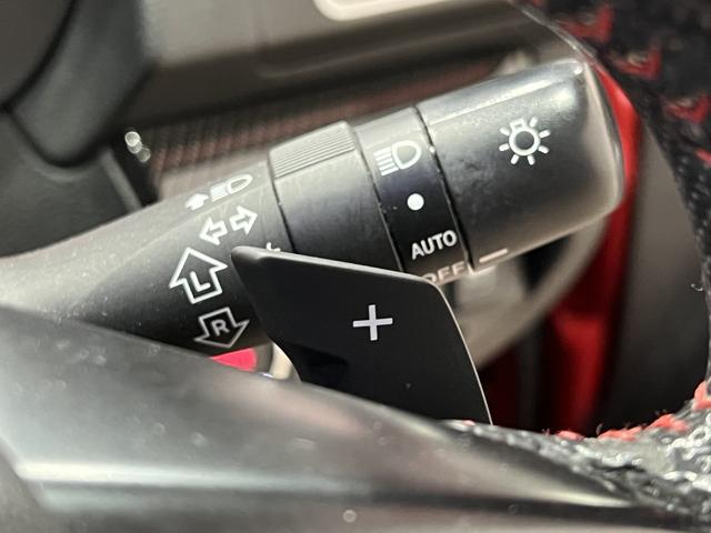 ＷＲＸ Ｓ４ ２．０ＧＴ－Ｓアイサイト　４ＷＤ／ＳＴｉエアロ／黒本革電動メモリーシート／シートヒーター／レーダークルコン／レーンアシスト／先行車発進お知らせ機能／ヘッドランプウォッシャー／純正ナビ／バックカメラ／ＬＥＤオートライト／純正ＡＷ（25枚目）