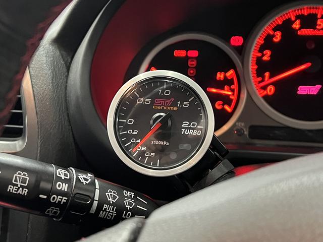インプレッサ WRX STi 4WD/6速MT/アプライドE/ダウンサス/ブレンボキャリパー/STiエアロ&マフラー/カロッツェリアウーファー&ナビ/ETC/HKSターボタイマー/ブーストメーター/純正AW/HIDヘッドライト(24枚目)