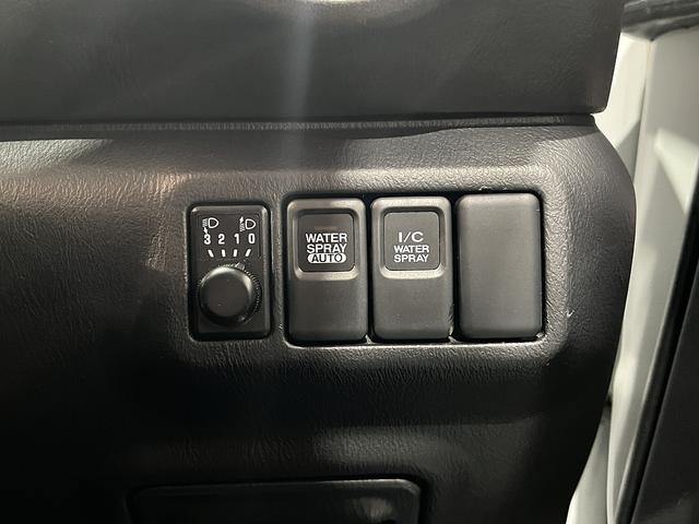 インプレッサ WRX STi 4WD/6速MT/アプライドE/ダウンサス/ブレンボキャリパー/STiエアロ&マフラー/カロッツェリアウーファー&ナビ/ETC/HKSターボタイマー/ブーストメーター/純正AW/HIDヘッドライト(26枚目)