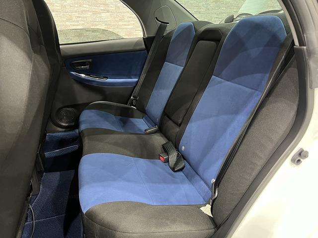 インプレッサ WRX STi 4WD/6速MT/アプライドE/ダウンサス/ブレンボキャリパー/STiエアロ&マフラー/カロッツェリアウーファー&ナビ/ETC/HKSターボタイマー/ブーストメーター/純正AW/HIDヘッドライト(36枚目)