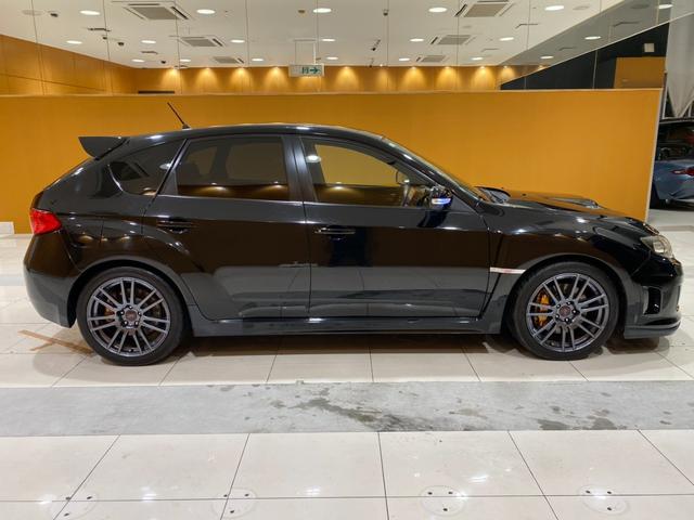 インプレッサ WRX STi スペックC 4WD/1オーナー/6速MT/ブレンボキャリパー/スマートキー/ETC/横滑り防止装置/ケンウッドナビ/Bluetooth/バックカメラ/地デジ/HIDオートライト/純正AW(13枚目)