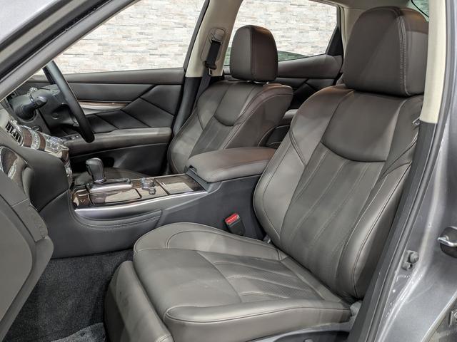 フーガハイブリッド ＶＩＰ　後期／ＢＯＳＥサウンド／セミアニリン本革電動シート／シートベンチレーション／エマージェンシーブレーキ／インテリジェントクルコン／フロント＆バックソナー／ＢＳＩ／ＢＵＩ／アラウンドビューモニター（33枚目）