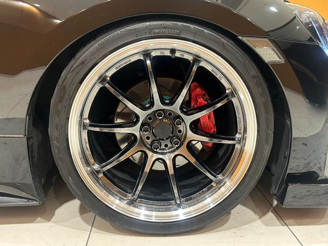 ＢＲＺ Ｒ　６速ＭＴ／チャージスピードＦエアロ／ＴＲＤＳエアロ／バリスＲバンパー／ＷＯＲＫ１８ＡＷ／レッグモータースポーツカーボンボンネット／ダズフェローズヘッドライト／ヴァレンティテール／純正ナビ／バックカメラ（20枚目）