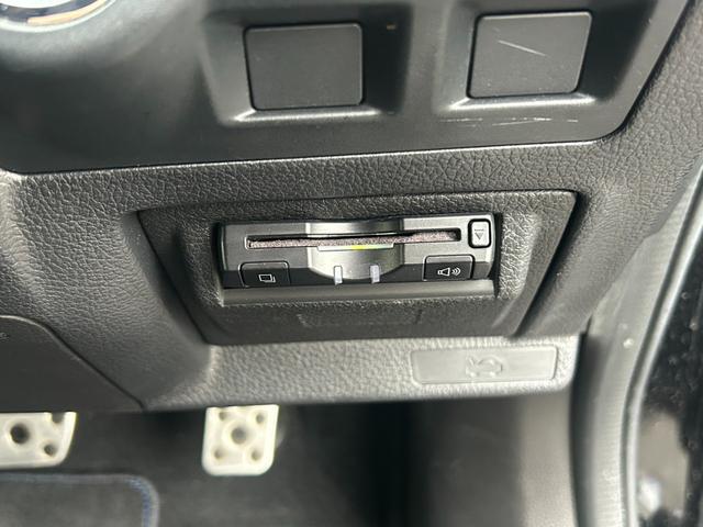 レヴォーグ 1.6GT-Sアイサイト 4WD/レーンアシスト/パドルシフト/スマートキー/ETC/横滑り防止装置/Bluetooth/バックカメラ/地デジ/HIDオートライト/純正AW(29枚目)