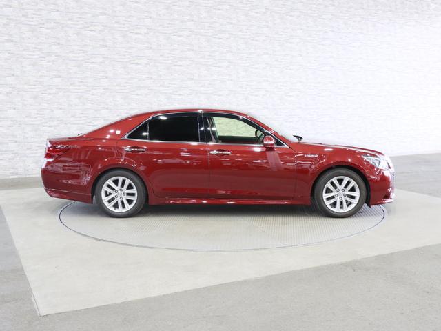 クラウンハイブリッド アスリートS 電動シート/シートヒーター/レーダークルコン/プリクラッシュセーフティ/クリアランスソナー/ステアリングヒーター/ETC/純正ナビ/地デジ/全周囲カメラ/HIDオートライト/純正AW(13枚目)