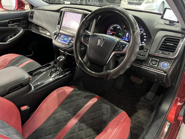 クラウンハイブリッド アスリートS 電動シート/シートヒーター/レーダークルコン/プリクラッシュセーフティ/クリアランスソナー/ステアリングヒーター/ETC/純正ナビ/地デジ/全周囲カメラ/HIDオートライト/純正AW(26枚目)