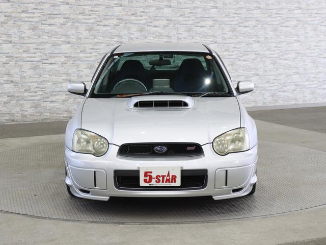 インプレッサ WRX STi 6速MT/4WD/RAYSグラムライツ17インチAW/HKS車高調/ブレンボキャリパー/大型リアスポイラー/STi専用シート&ステアリング/ETC/キーレスエントリー/HIDヘッドライト(11枚目)