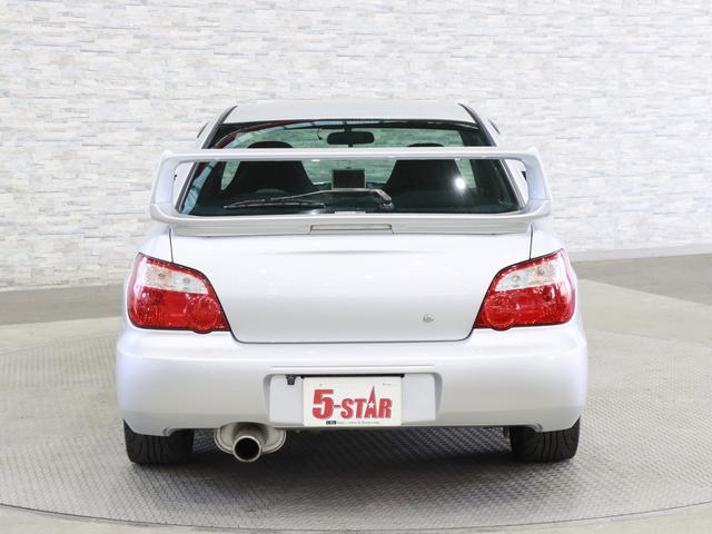 インプレッサ WRX STi 6速MT/4WD/RAYSグラムライツ17インチAW/HKS車高調/ブレンボキャリパー/大型リアスポイラー/STi専用シート&ステアリング/ETC/キーレスエントリー/HIDヘッドライト(14枚目)