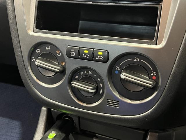 インプレッサ WRX STi 6速MT/4WD/RAYSグラムライツ17インチAW/HKS車高調/ブレンボキャリパー/大型リアスポイラー/STi専用シート&ステアリング/ETC/キーレスエントリー/HIDヘッドライト(31枚目)