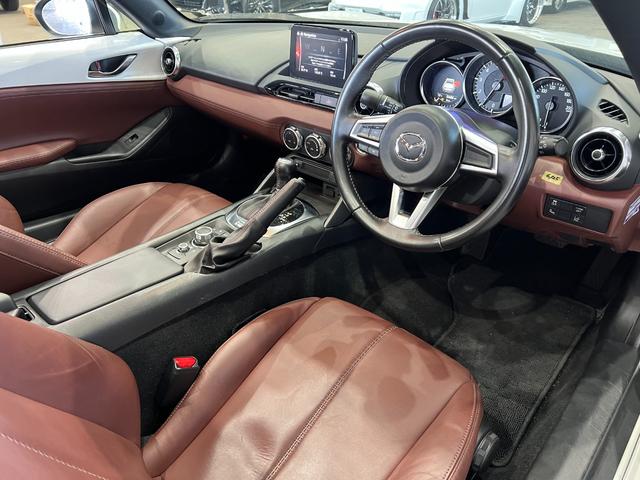 ロードスターRF VS クロススピード17AW/ナッパレザーシート/シートヒーター/レーンアシスト/BSM/RCTA/純正ナビ/Bluetooth/Bカメラ/地デジ/アダプティブLEDヘッドライト/スマートキー/電動OPEN(26枚目)