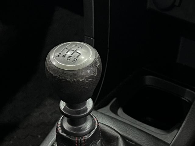 スイフトスポーツ ベースグレード ディスチャージヘッドランプ装着車/6速MT/クルーズコントロール/ETC/カロッツェリアナビ/地デジ/Bluetooth/社外スプリング/HIDオートライト/純正AW(7枚目)