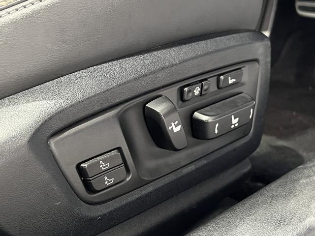 GS GS200t Fスポーツ 後期/サンルーフ/黒本革電動メモリーシート/シートベンチレーション/レーダークルコン/クリアランスソナー/レーンアシスト/BSM/ETC2.0/LEDオートハイビーム/純正ナビ/地デジ/バックカメラ(31枚目)