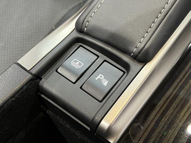 GS GS200t Fスポーツ 後期/サンルーフ/黒本革電動メモリーシート/シートベンチレーション/レーダークルコン/クリアランスソナー/レーンアシスト/BSM/ETC2.0/LEDオートハイビーム/純正ナビ/地デジ/バックカメラ(33枚目)