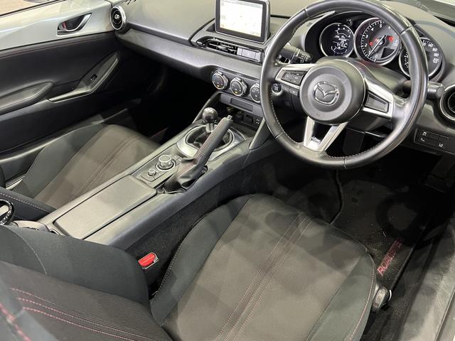 ロードスター Sスペシャルパッケージ 6速MT/レーンアシスト/BSM/RCTA/スマートキー/ETC/横滑り防止装置/純正ナビ/Bluetooth/バックカメラ/地デジ/LEDオートライト/純正AW(24枚目)