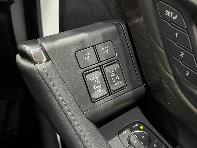 アルファードハイブリッド エグゼクティブラウンジ モデリスタフルエアロ/左右独立ムーンルーフ/ユニバーサルステップ/JBLサウンド/フリップダウンモニター/ナッパレザーシート/シートベンチレーション/トヨタチームメイト/デジタルインナーミラー(31枚目)