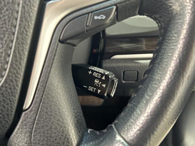 クラウンハイブリッド アスリートＧ　後期／スパッタリングＡＷ／黒革電動エアシート／ＥＴＣ２．０／レーダークルコン／クリアランスソナー／ＢＳＭ／プリクラッシュセーフティ／パドルシフト／純正ナビ／地デジ／バックカメラ／ＬＥＤオートハイビーム（8枚目）