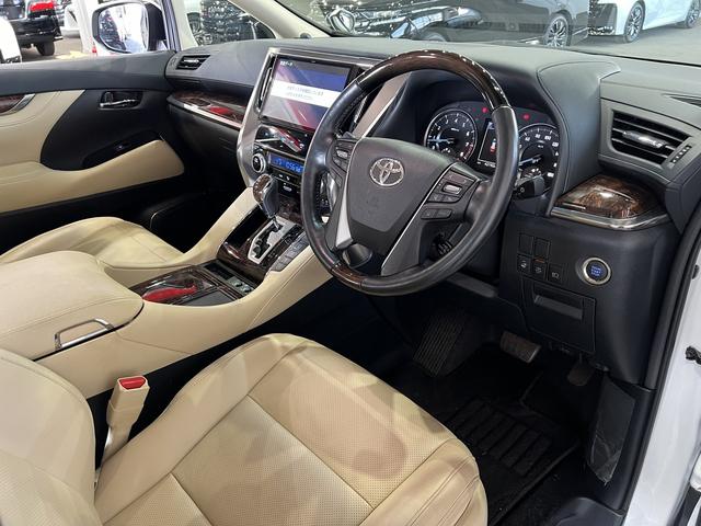 アルファード 3.5GF 後期/モデリスタエアロ/黒本革電動メモリーシート/シートベンチレーション/3眼LED/置くだけ充電/トヨタセーフティセンス/レーダークルコン/100V電源/純正ナビ/バックカメラ/LEDオートライト(30枚目)