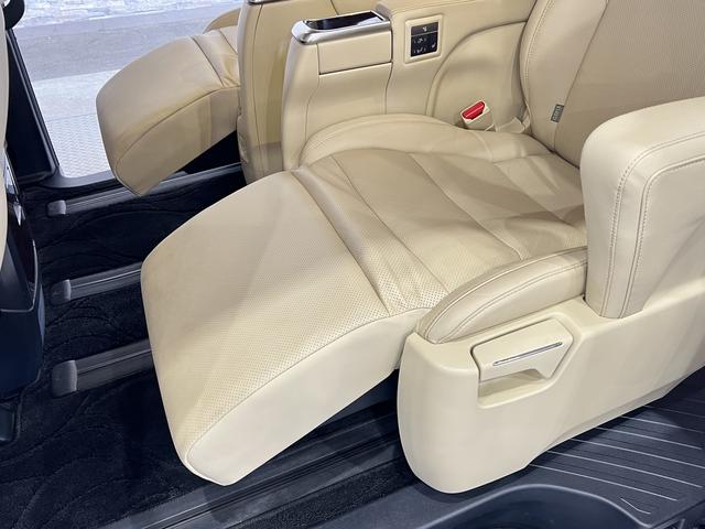 アルファード 3.5GF 後期/モデリスタエアロ/黒本革電動メモリーシート/シートベンチレーション/3眼LED/置くだけ充電/トヨタセーフティセンス/レーダークルコン/100V電源/純正ナビ/バックカメラ/LEDオートライト(43枚目)