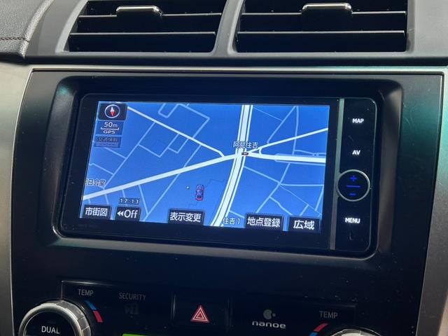 カムリ ハイブリッド　Ｇパッケージ　１オーナー／電動シート／クルーズコントロール／スマートキー／ＥＴＣ／横滑り防止装置／純正ナビ／Ｂｌｕｅｔｏｏｔｈ／バックカメラ／地デジ／ＨＩＤオートライト／純正ＡＷ（36枚目）