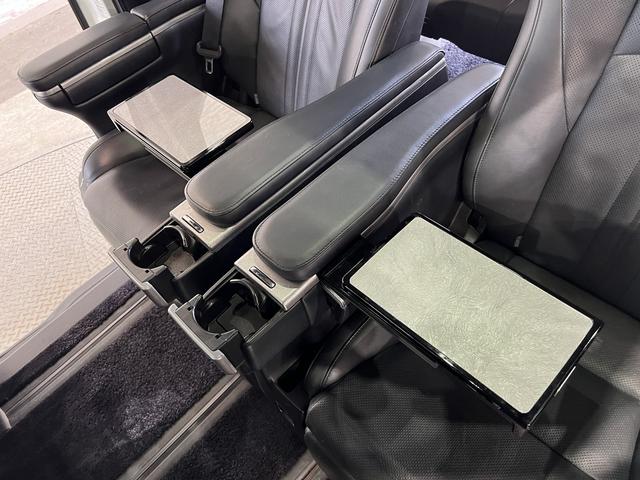 ヴェルファイアハイブリッド エグゼクティブラウンジＺ　後期／４ＷＤ／モデリスタエアロ＆マフラー／ダブルサンルーフ／ＪＢＬサウンド／フリップダウンモニター／ナッパレザーシート／シートベンチレーション／トヨタセーフティセンス／デジタルインナーミラー（44枚目）