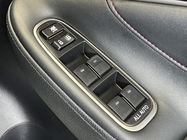 クラウンハイブリッド アスリートＧ　黒本革電動メモリーシート／シートベンチレーション／トヨタセーフティセンスＰ／レーダークルコン／クリアランスソナー／ＢＳＭ／アダプティブハイビーム／ステアリングヒーター／純正ナビ／バックカメラ（25枚目）