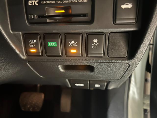 ティアナ XL ナビAVMパッケージ 後期/エマージェンシーブレーキ/アラウンドビューモニター/クルーズコントロール/レーンアシスト/クリアランスソナー/プッシュスタート/ナビ/ETC/スマートキー/純正AW/HIDオートライト(8枚目)