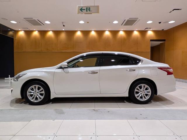 ティアナ XL ナビAVMパッケージ 後期/エマージェンシーブレーキ/アラウンドビューモニター/クルーズコントロール/レーンアシスト/クリアランスソナー/プッシュスタート/ナビ/ETC/スマートキー/純正AW/HIDオートライト(11枚目)