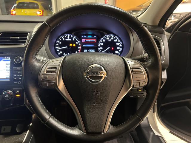 ティアナ XL ナビAVMパッケージ 後期/エマージェンシーブレーキ/アラウンドビューモニター/クルーズコントロール/レーンアシスト/クリアランスソナー/プッシュスタート/ナビ/ETC/スマートキー/純正AW/HIDオートライト(26枚目)