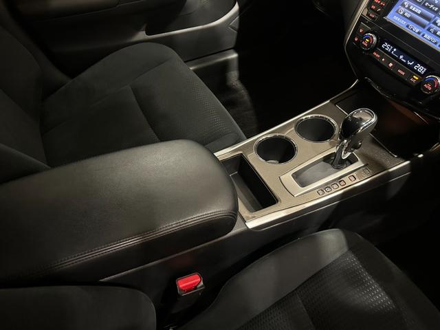 ティアナ XL ナビAVMパッケージ 後期/エマージェンシーブレーキ/アラウンドビューモニター/クルーズコントロール/レーンアシスト/クリアランスソナー/プッシュスタート/ナビ/ETC/スマートキー/純正AW/HIDオートライト(37枚目)